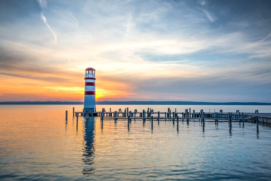 Der Leuchtturm von Podersdorf am Neusiedler See